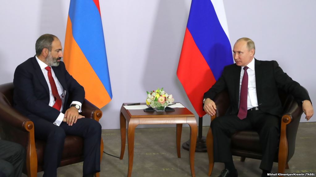 Paşinyan ve Putin Soçi’de görüştü