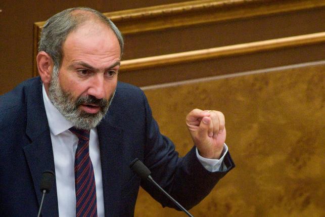 Ermenistan Başbakanı halka protestoları durdurmaya çağırdı