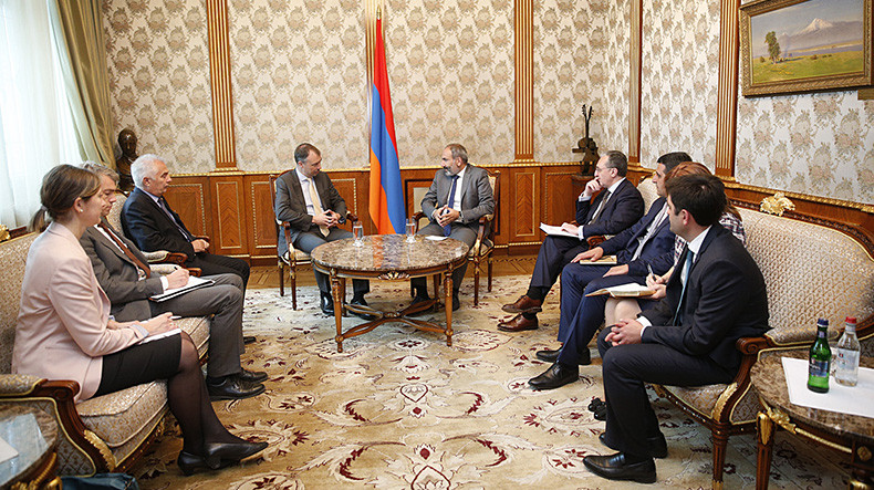 Ermenistan-AB ilişkilerine yeni ivme kazandırmak gerekiyor
