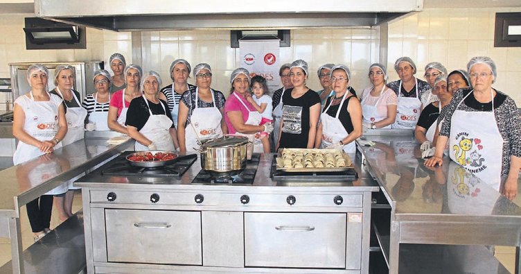 Vakıflı’da açılan kursta geleneksel  lezzetler Ermeni ev hanımlarının ellerinde canlanacak
