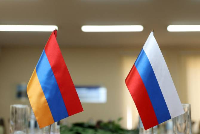 Ermenistan Savunma Bakanı Rusya'da askeri ve teknik işbirliğini görüştü