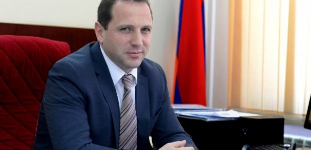 Ermenistan Savunma Bakanı NATO toplantısına katılmak üzere Brüksel'de