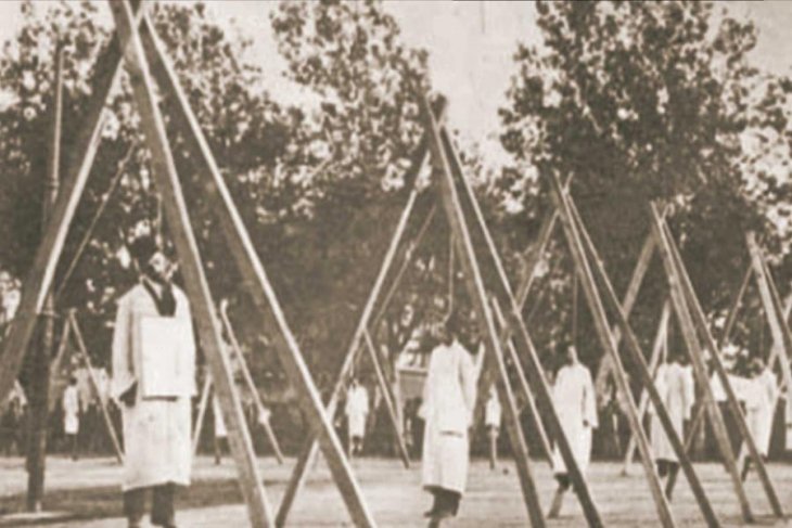 15 Haziran 1915’te Paramaz ve 19 yoldaşı İstanbul'da idam edildi