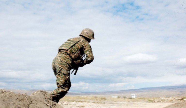Azerbaycan tarafından açılan ateş sonucu Karabağ'da bir Ermeni asker yaralandı