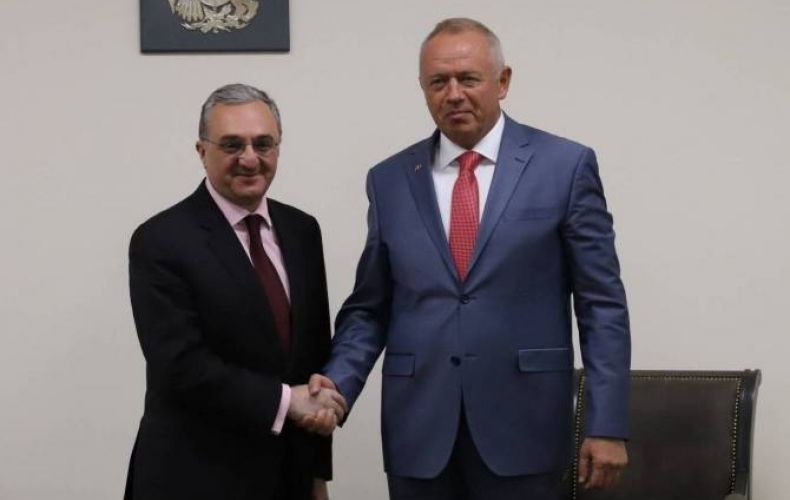 Ermenistan Dışişleri Bakanı ile Rusya Savunma Bakan Yardımcısı iki ülke arasında askeri işbirliğini ele aldı