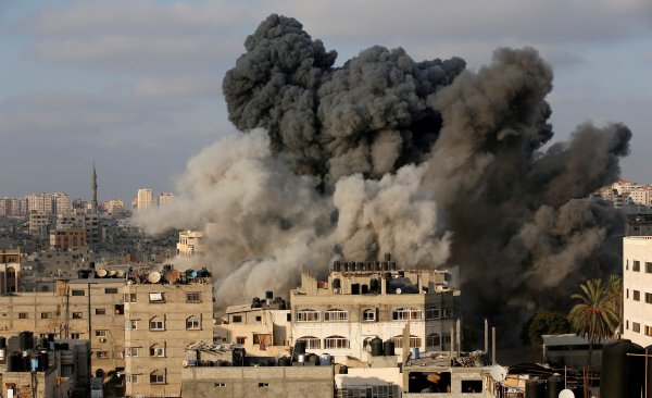 Gazze'de 150 yer vuruldu