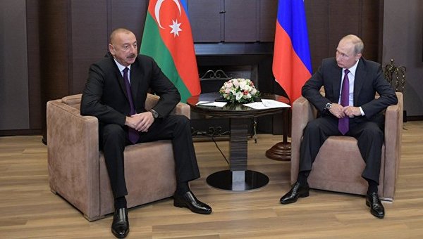 Soçi'de görüşen Putin ile Aliyev, Karabağ meselesini ele aldı