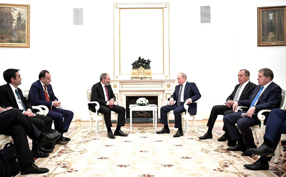 Vladimir Putin ve Nikol Paşinyan 8 Eylül’de Moskova’da görüşecekler
