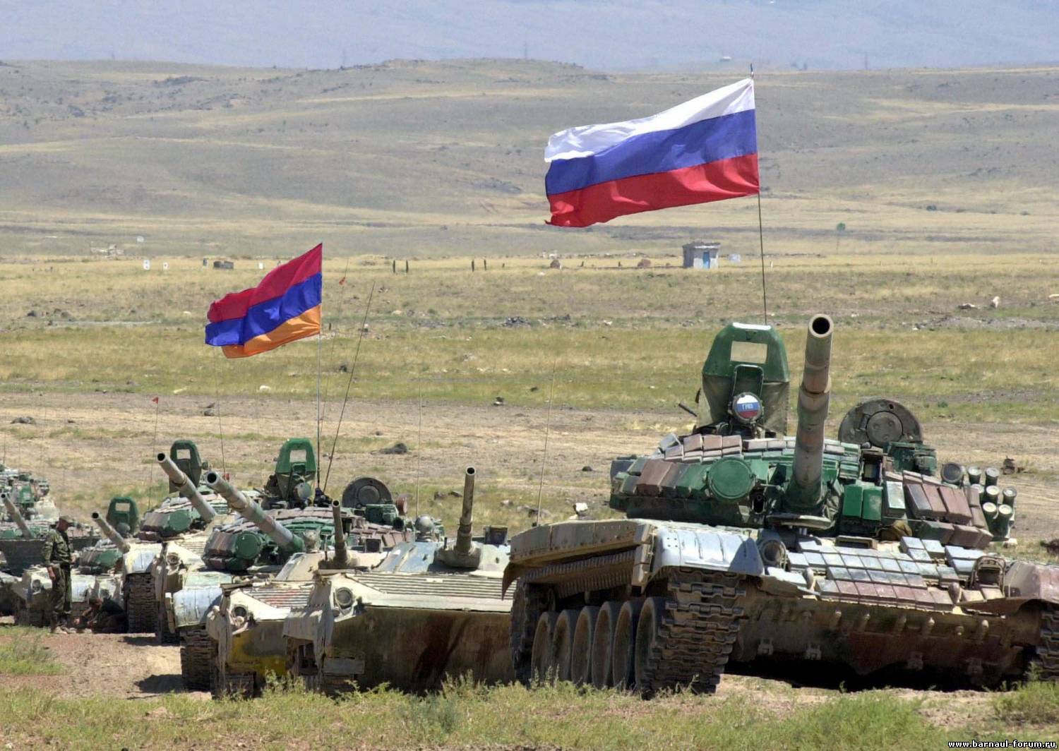 Ermenistan’daki iktidar değişimi Rusya ile askeri teknik işbirliğini etkilemedi