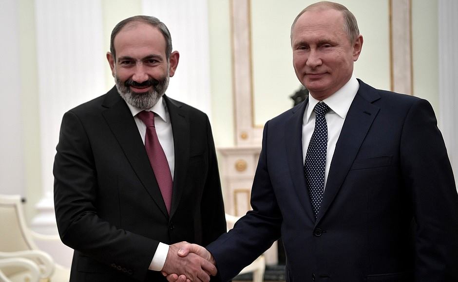 Vladimir Putin Paşinyan’ın Ermenistan’a gelme davetine olumlu yanıt verdi