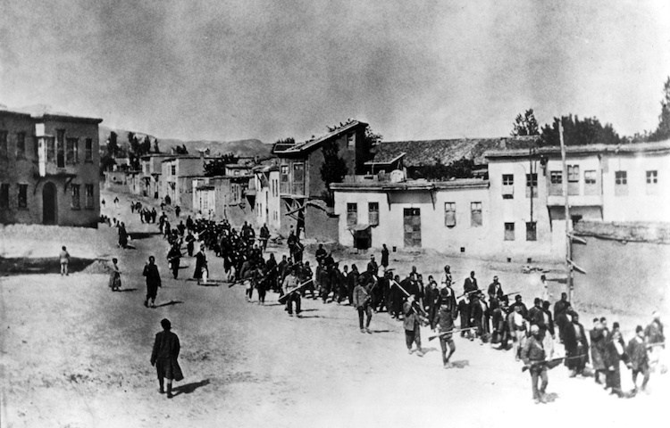 Ermeni Soykırımı ve Holokost tartışması
