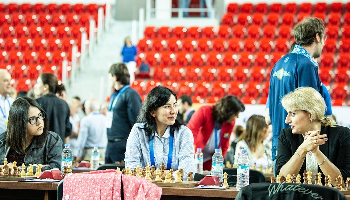 Ermenistan kadın satranç takımı Satranç Olimpiyadı'nda birinci sırada yer almaya devam ediyor