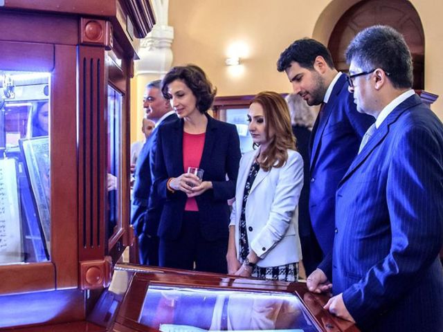Yerevan’daki Matenadaran müzesinde “Ermenistan-Fransa: asırlarca süren ilişkiler” başlıklı sergi açıldı