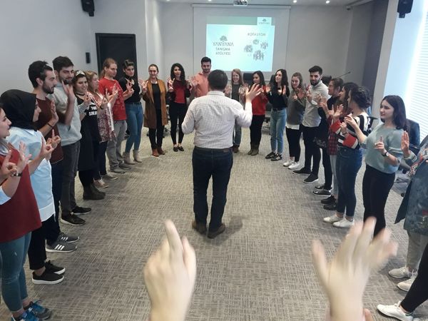 Թուրք լրագրողը անդրադարձել է փոքրամասնությունների կողմից իրականացվող «Կողք կողքի» ծրագրին