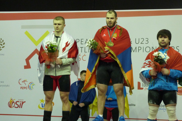 Avrupa Halter Şampiyonası'nda Ermeni sporcu altın madalya kazandı