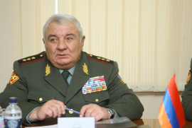 Görevinden alınan KGAÖ Genel Sekreteri Yuri Khaçaturov Ermenistan’a döndü
