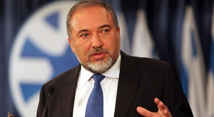 Azerbaycan yanlısı İsrail Savunma Bakanı Lieberman istifa etti
