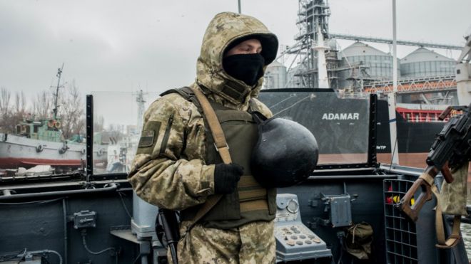 Poroşenko'dan NATO'ya savaş gemileri yollama çağrısı