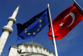 ԵՄ-ի երկրների հետ ազատ վիզային ռեժիմ ունենալու համար Թուրքիային պակասում է 6 կետ