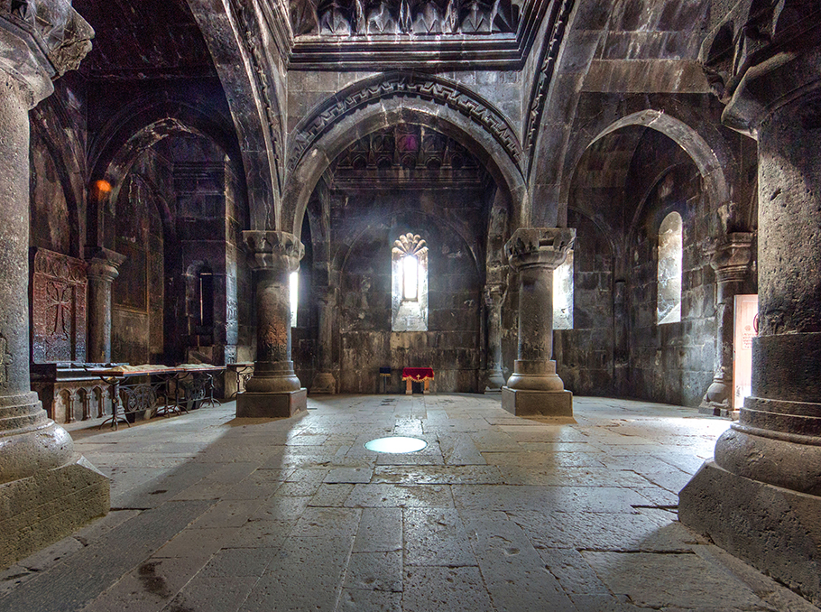 UNESCO, Ermenistan'ın Geğart Manastırı'nı çatışmalara karşı özel koruma altına altı