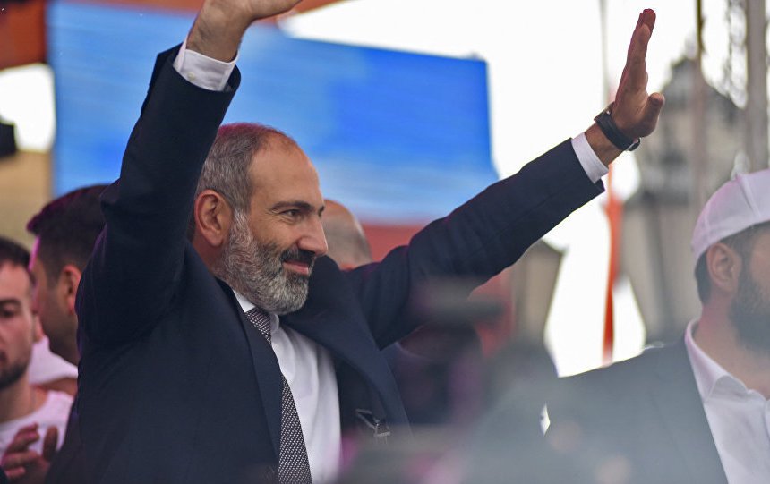 Ermenistan’da seçim sonuçları belli,Paşinyan’ın partisi büyük farkla kazandı