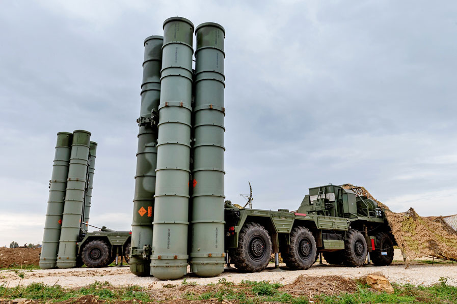 Ermenistan'da S-300 tatbikatı