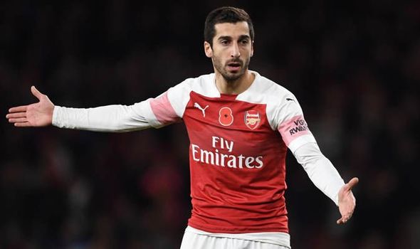 Ermeni futbol yıldızı Henrikh Mkhitaryan’ın ayağı kırıldı