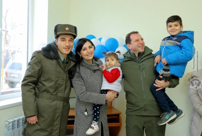 Ermenistan Hükümeti 1141 emekli asker ailesine ev verecek
