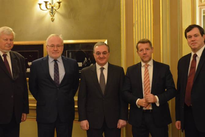 Paris'te  Ermenistan ve Azerbaycan Dışişleri Bakanları bir araya geldi