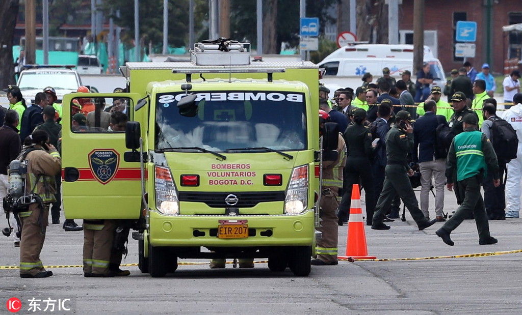 Kolombiya'da 21 kişinin hayatını kaybettiği saldırı sonrası 3 gün yas ilan edildi