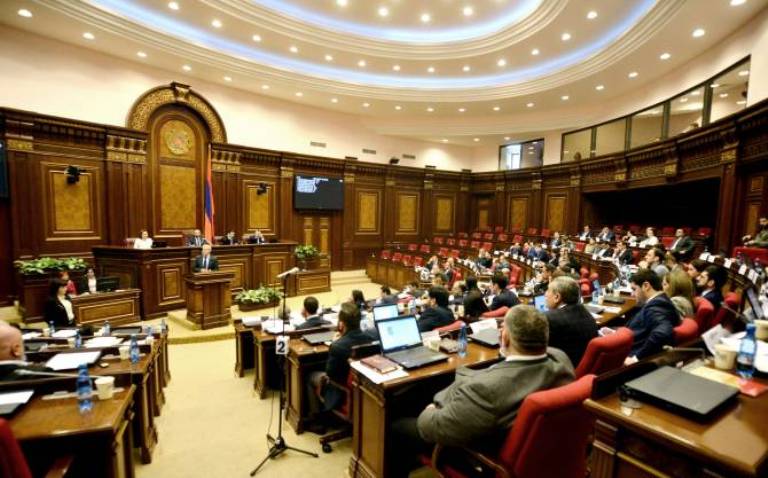 Komşu ülke meclisleriyle ilişkilerin pekiştirilmesi, Ermenistan Meclisi'nin önceliklerinden biri olmalı