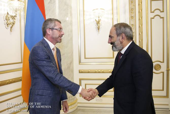 Paşinyan Avrupa Parlamentosu Milletvekiline Karabağ hakkında tutumundan dolayı teşekkür etti
