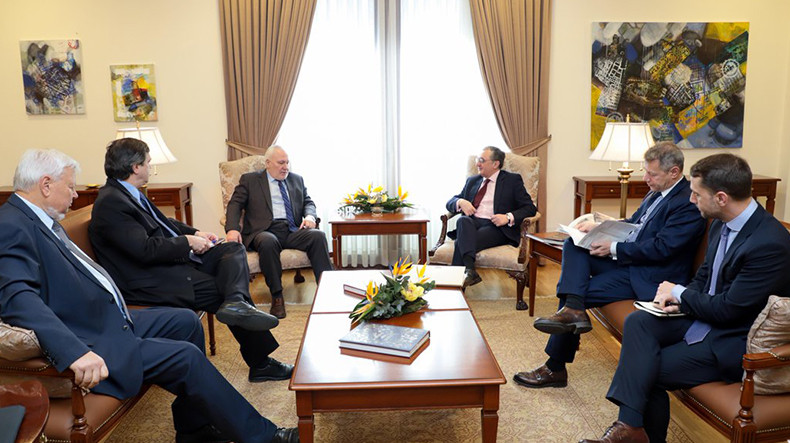 Ermenistan Dışişleri Bakanı ile AGİT Eşbaşkanlarının görüşmesi başladı