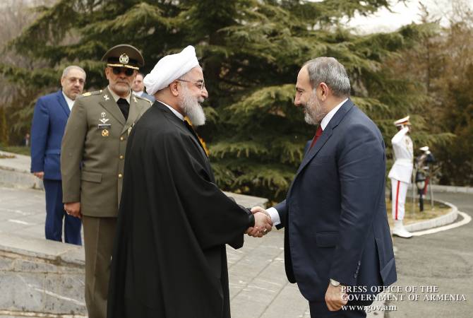 Paşinyan'ın ziyareti esnasında İran ve Ermenistan ekonomik işbirliği anlaşmaları imzaladı (foto)
