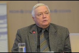 Rus güvenlik uzmanı: "Biri Ermenistan’a atom bombası atarsa biz aynı anda saldırgana atom bombalarımızı atarız"