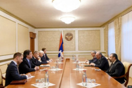 Karabağ Cumhurbaşkanı AGİT Minsk grubu eşbakanlarına müzakerelere Artsakh’ın katılması gerektiğini söyledi