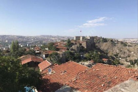 Ankara Kalesi’ndeki tarihi Ermeni kilisesi satışa çıkarıldı