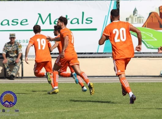 Tanınmamış ülkelerin yarıştığı CONIFA 2019'da Batı Ermenistan takımı rakibini 5:0 skorla yendi