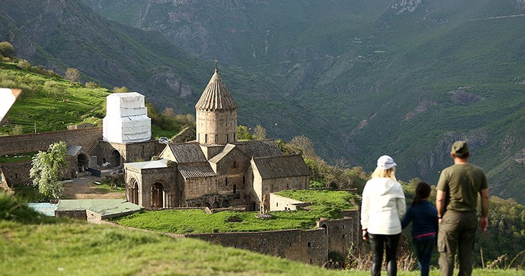 2019'ın ilk üç ayında Ermenistan'ı ziyaret eden turistler sayısı yüzde 5.2 oranla arttı (foto)