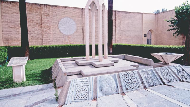 1975-ին Սպահանում կառուցված Հայոց ցեղասպանության հուշարձանն անհանգստացրել է թուրք լրագրողին