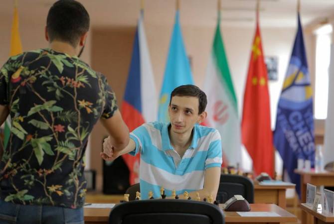 İspanya’da düzenlenen uluslararası satranç turnuvada Robert Fovhannisyan birinci oldu