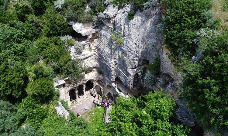 Dünyanın elle yapılan en büyük tüneli (foto)