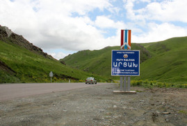 Ermenistan ile Karabağ arasında yeni otoyol yapılacak
