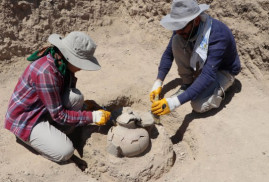 Վանում 2750 տարվա վաղեմության գերեզմաններ են հայտնաբերվել
