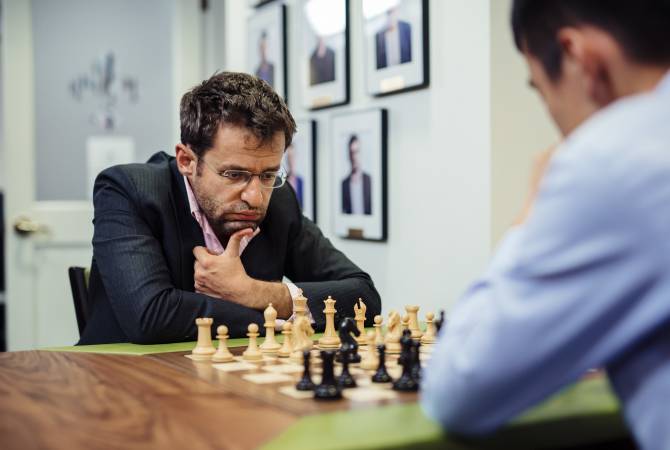 Ermeni satranç Büyükustası Aronian Dünya Şampiyonu Magnus Carlsen'i mağlup etti