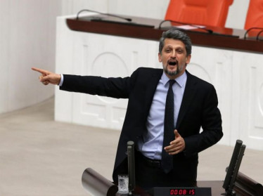 Turkiye'de yapılan devlet terörüdür! Bölücülüktür!