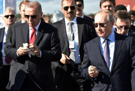 Турецкая колумнистка: '' Эрдоган и Путин вместе едят мороженое , а США будут молча смотреть на это? ''