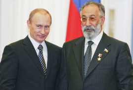Vladimir Putin'den Ermeni bilim adamına "Vatana hizmet" madalyası
