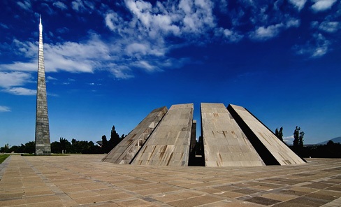 Ermeni Soykırımı Anıt Kompleksi, soykırım anıtlarının etkileşimli haritasında yer aldı