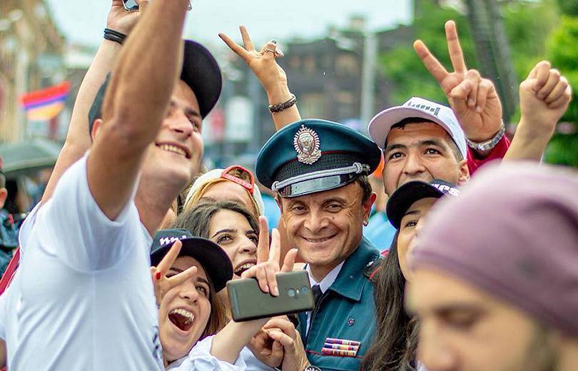 Görevden alınan Ermenistan Polis Şefi Başbakan Başdanışmanlığına atandı
